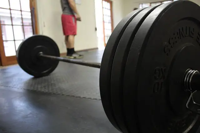 Image of bumper plates on a barbell