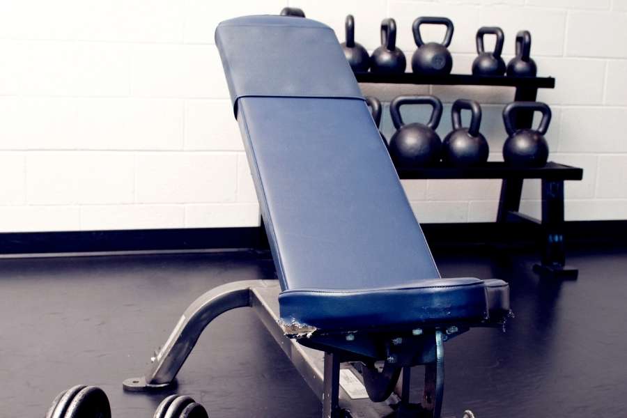 Image of an adjustable weightlifting bench