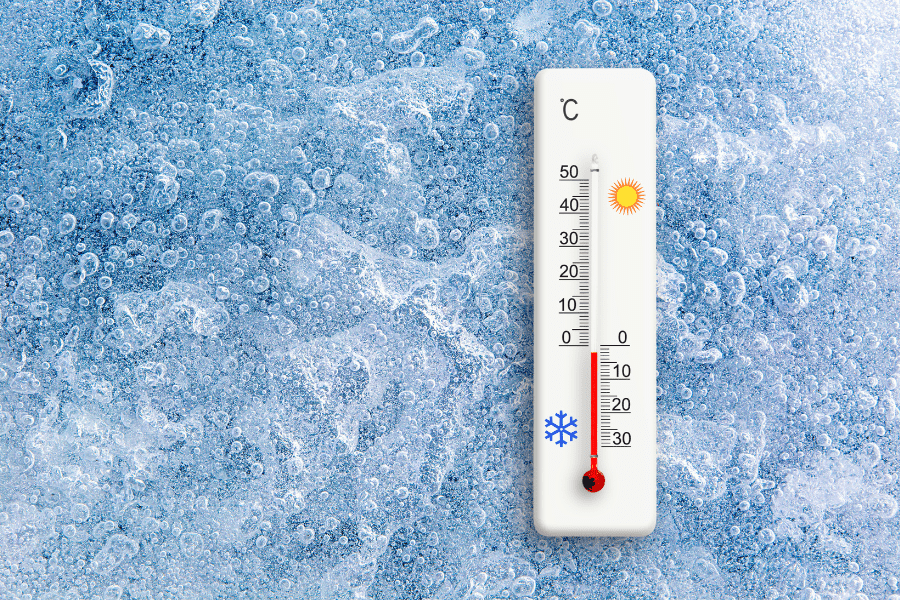 Image of a thermometer freezing